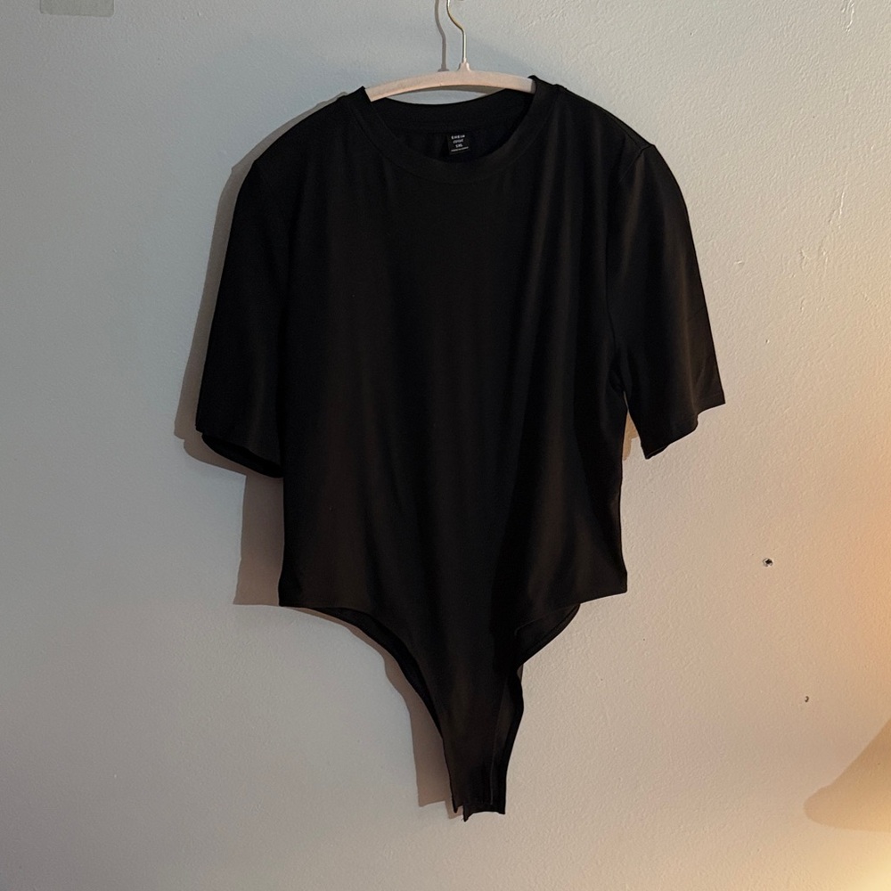 Black Short Sleeve Bodysuit